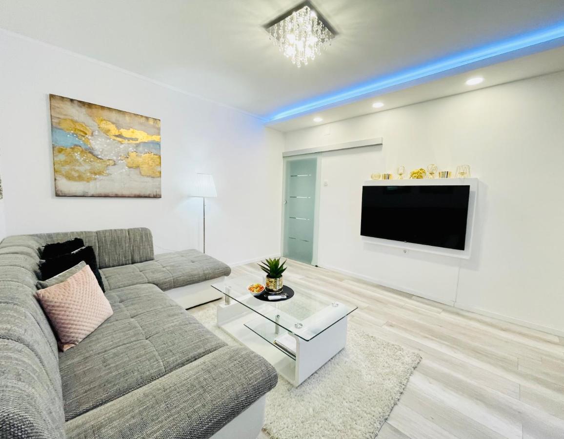 Apartment "Mimoza 1" Self Check-In, Self Check-Out 오토칵 외부 사진