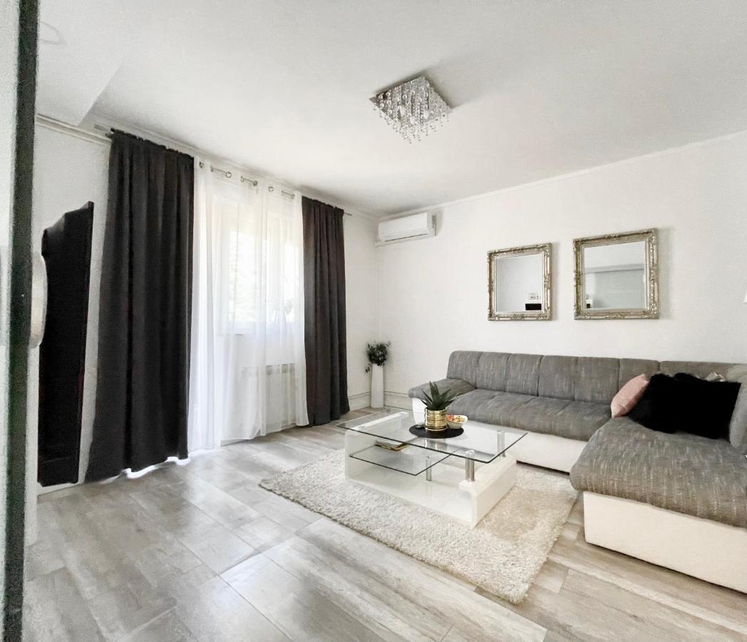 Apartment "Mimoza 1" Self Check-In, Self Check-Out 오토칵 외부 사진